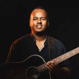 Emanuel Roro