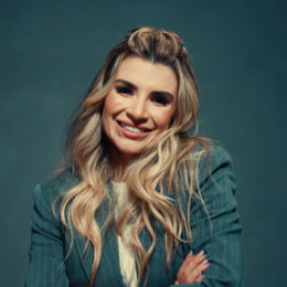 Bia Monteiro